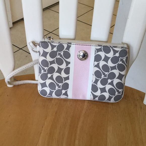 Coach Handbags - Coach Signature wristlet